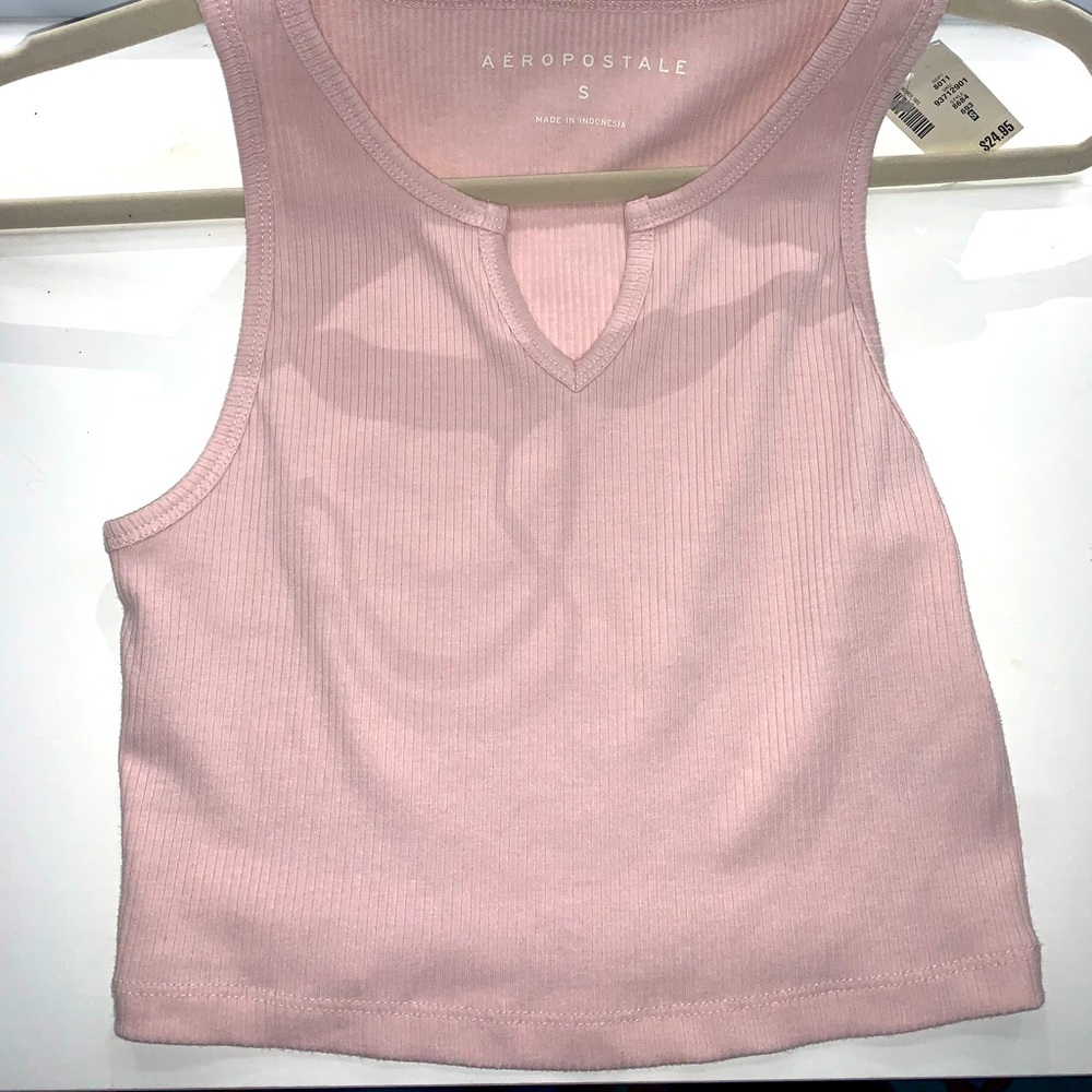 This is a BRAND NEW WITH TAG tank top from Aeropostale!!